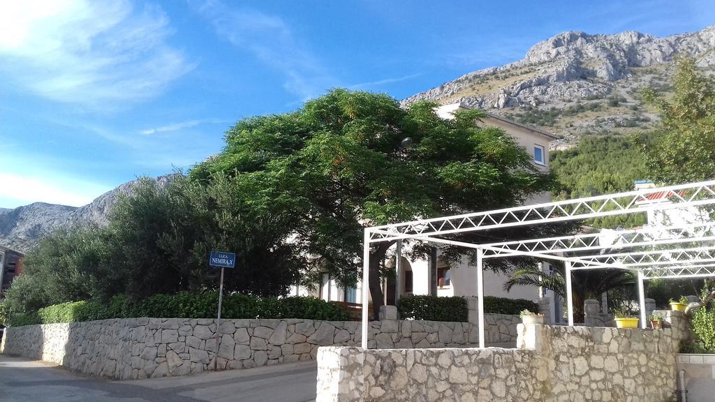 Apartments Erceg Omiš Exteriör bild