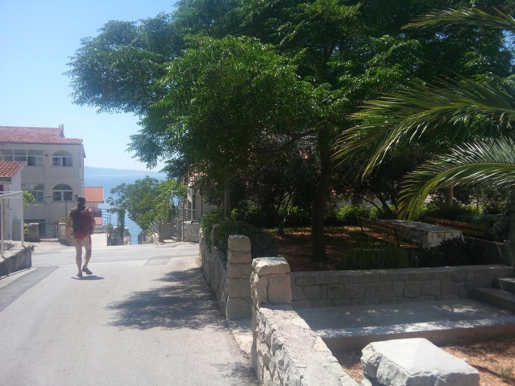 Apartments Erceg Omiš Exteriör bild