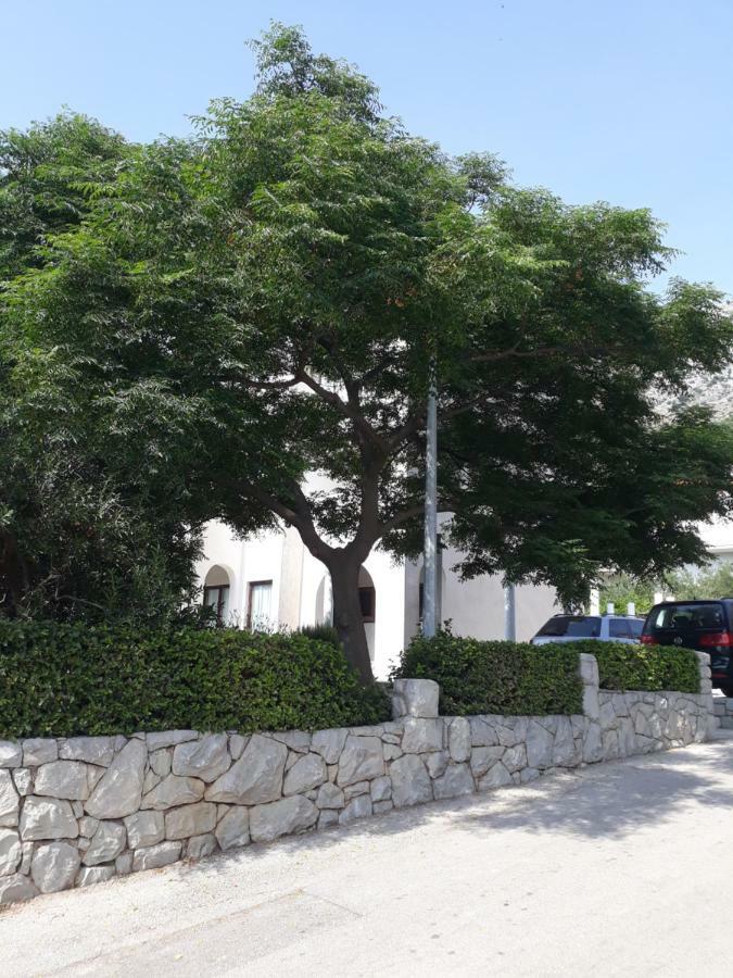 Apartments Erceg Omiš Exteriör bild